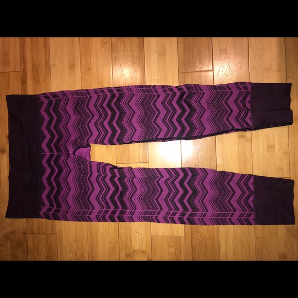 Lululemon tights - Picture 4 of 4